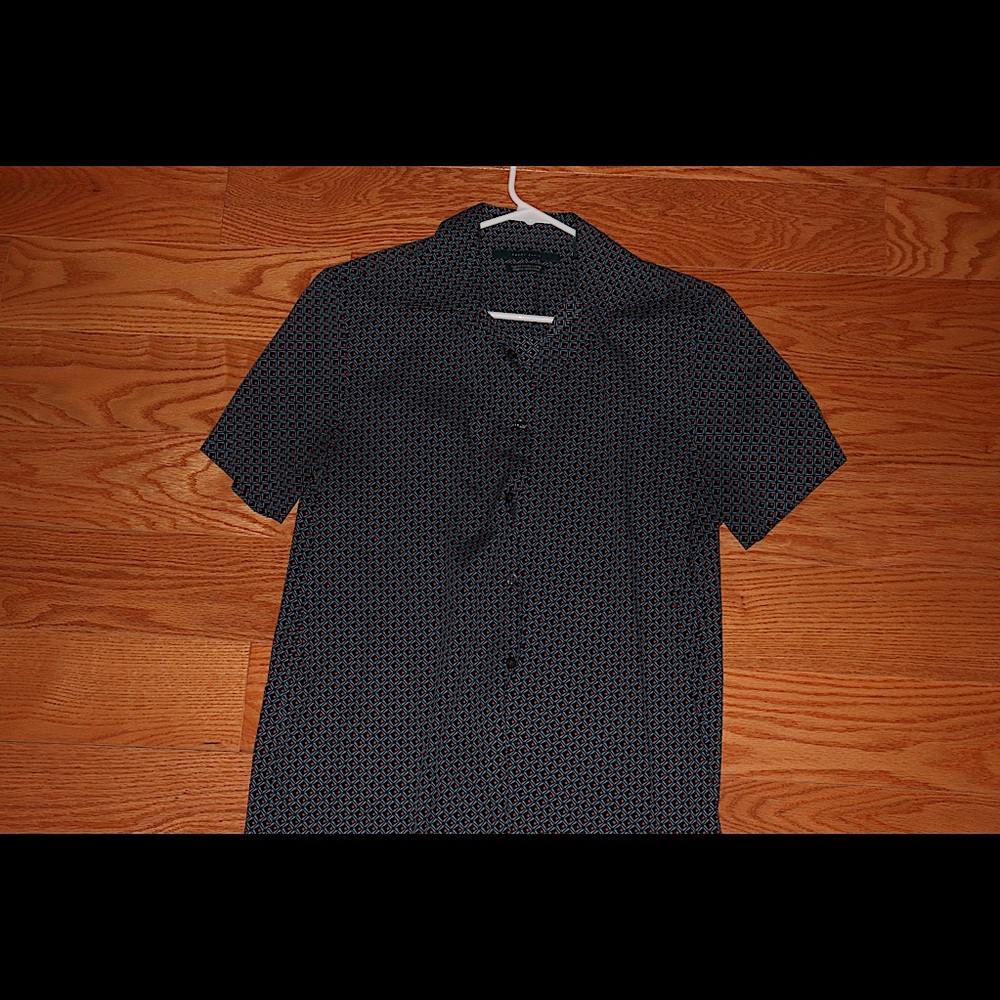Perry Ellis short sleeve dress shirt